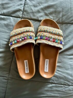 Steve Madden Boho Beaded Slide Sandals Tan Multicolor Strap Size 9